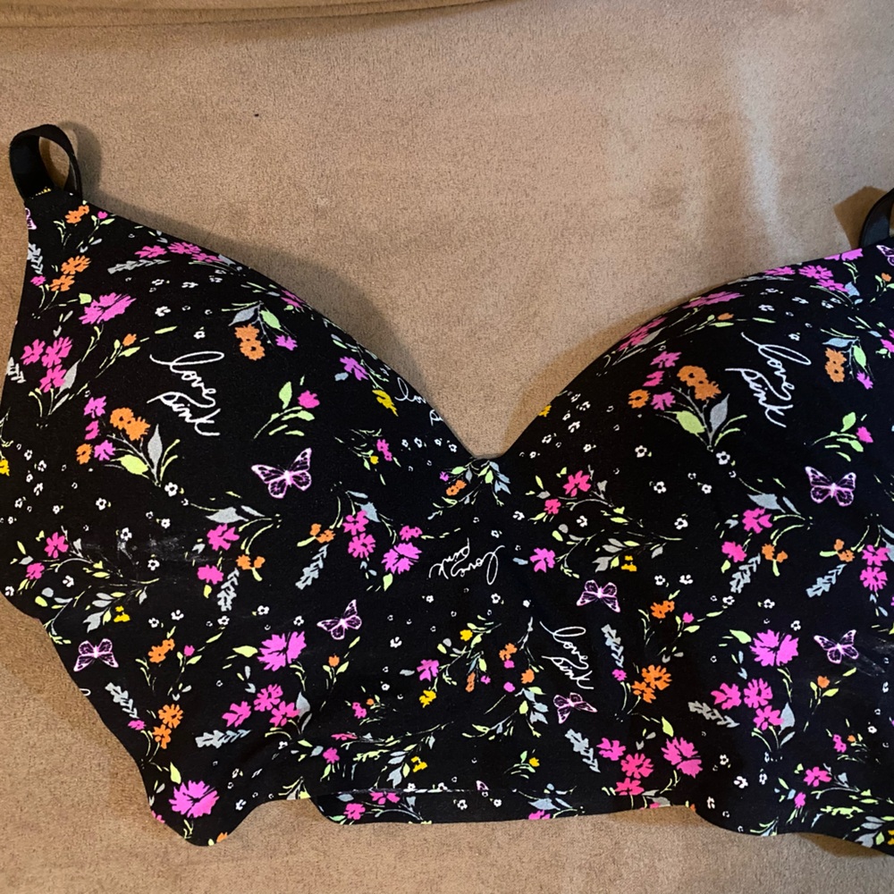 PINK Victorias Secret Large Wireless push-up bra - Picture 5 of 6